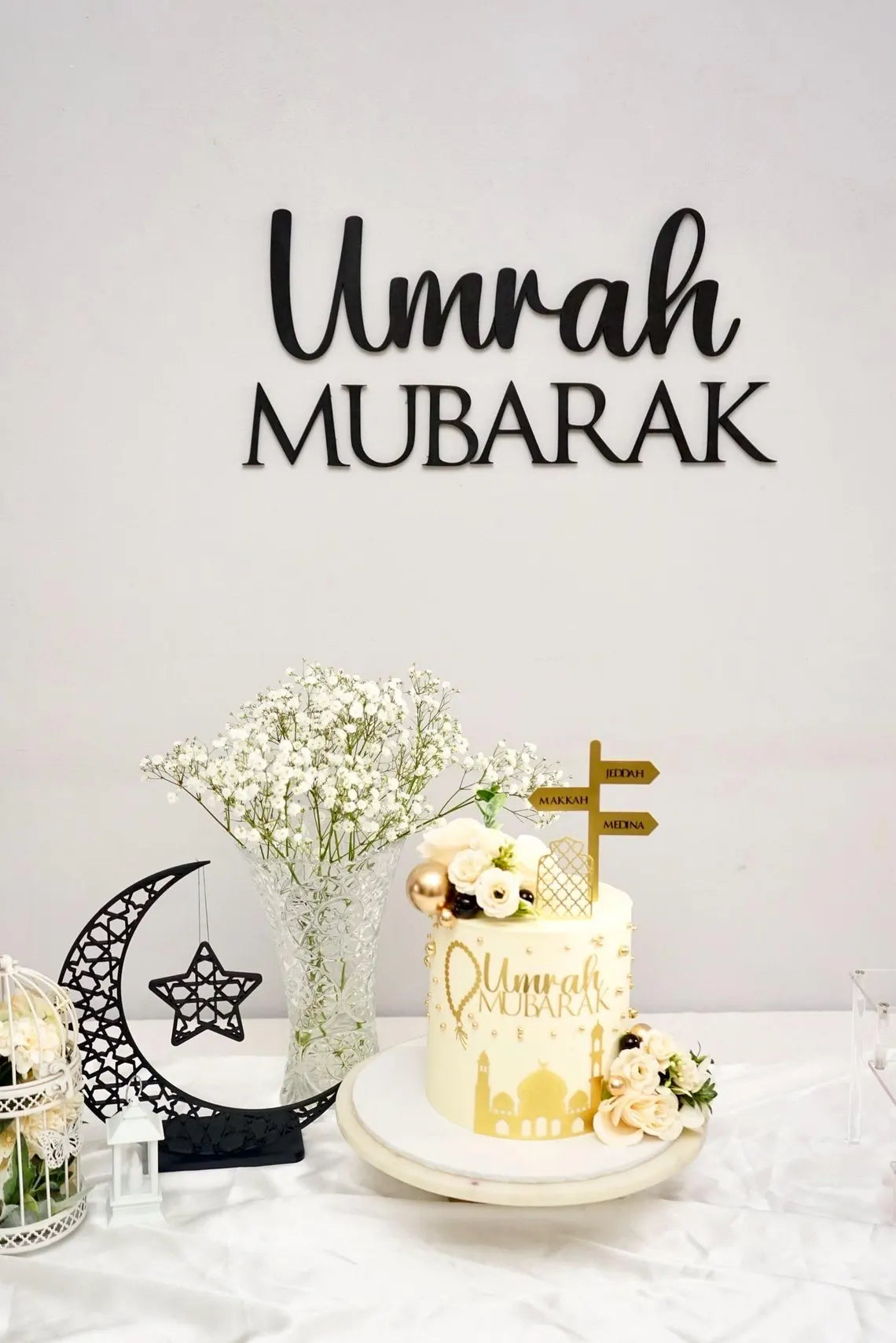 Umrah Mubarak Wall Art | 3D Printed Islamic Home Decor | Umrah Gift | Crescent Moon Muslim Sign for Hajj or Ramadan